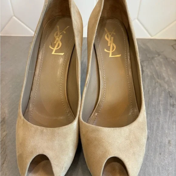 Yves Saint Laurent suede Beige Peep-Toe Heels in size 39 - Picture 2 of 7